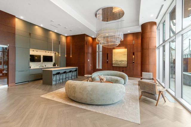 17 at 1707 - 1768 Cook Street, False Creek, Vancouver West