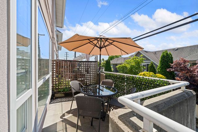 dsc01105 at 111 - 225 E 6th AVE, Lower Lonsdale, North Vancouver