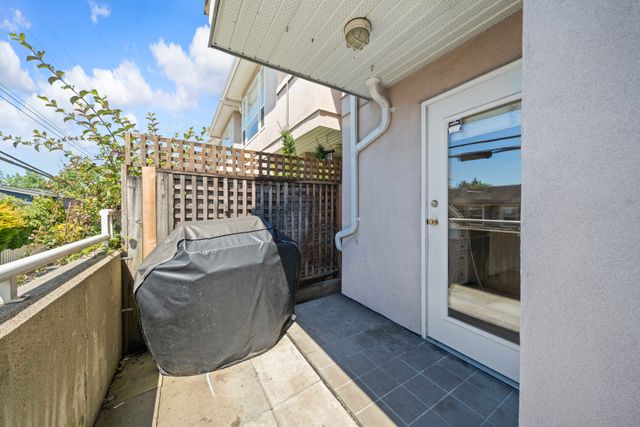 dsc01111 at 111 - 225 E 6th AVE, Lower Lonsdale, North Vancouver