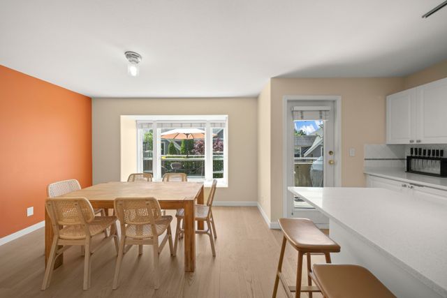 dsc01115 at 111 - 225 E 6th AVE, Lower Lonsdale, North Vancouver