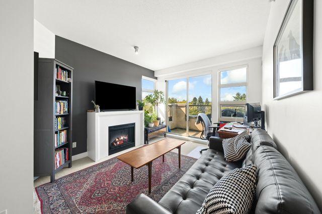 4-web-or-mls-a7c01246 at 424 - 4500 Fraser, Fraser VE, Vancouver East