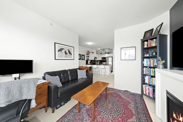 6-web-or-mls-a7c01298 at 424 - 4500 Fraser, Fraser VE, Vancouver East