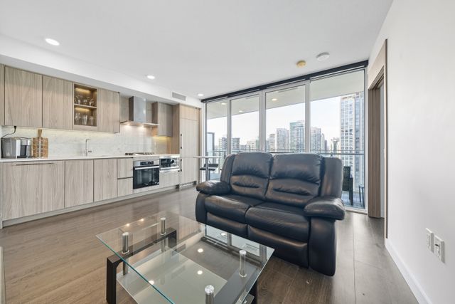 04 at 1804 - 89 Nelson ST, Yaletown, Vancouver West