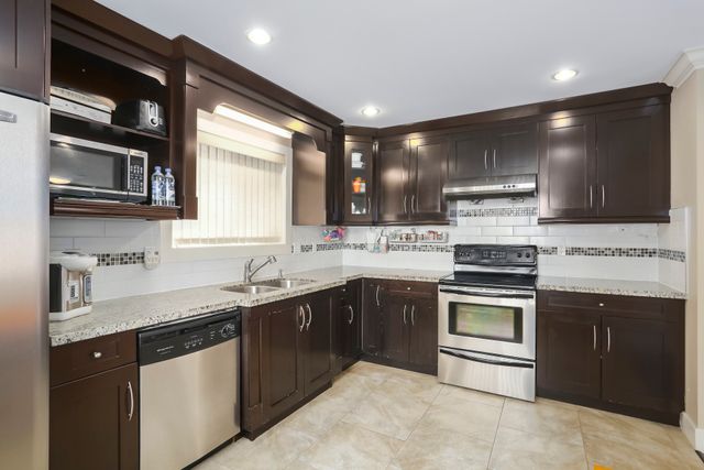  at 213 Hume ST, Queensborough, New Westminster