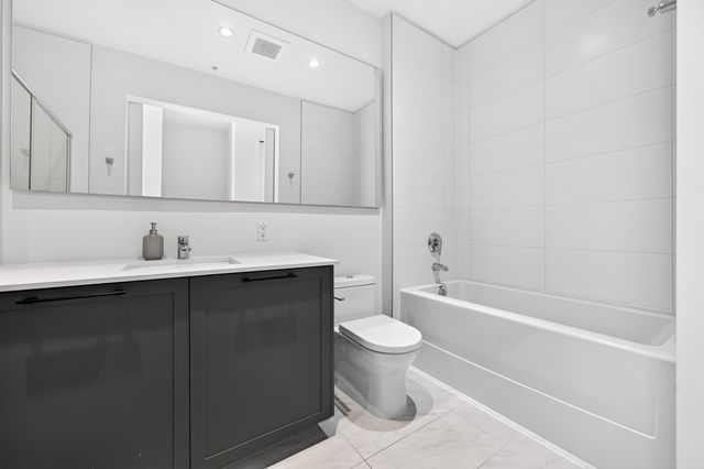 10168-149th-st-13 at 407 - 10168 149 Street, Guildford, North Surrey