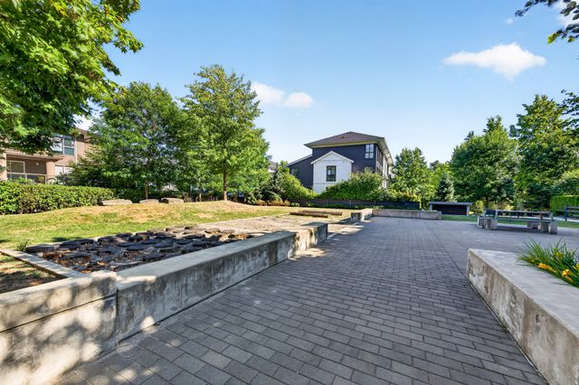 10168-149th-st-19 at 407 - 10168 149 Street, Guildford, North Surrey