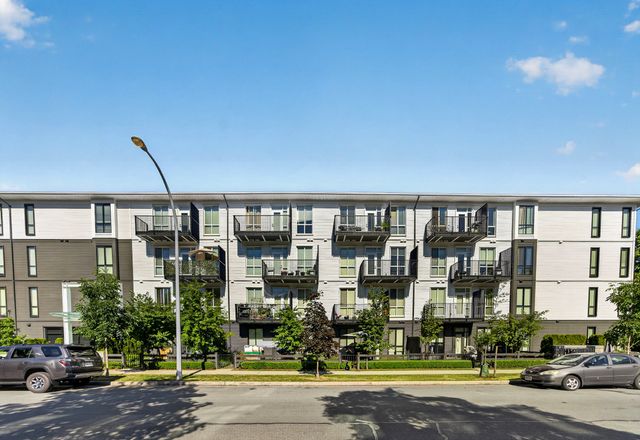 10168-149th-st-21 at 407 - 10168 149 Street, Guildford, North Surrey