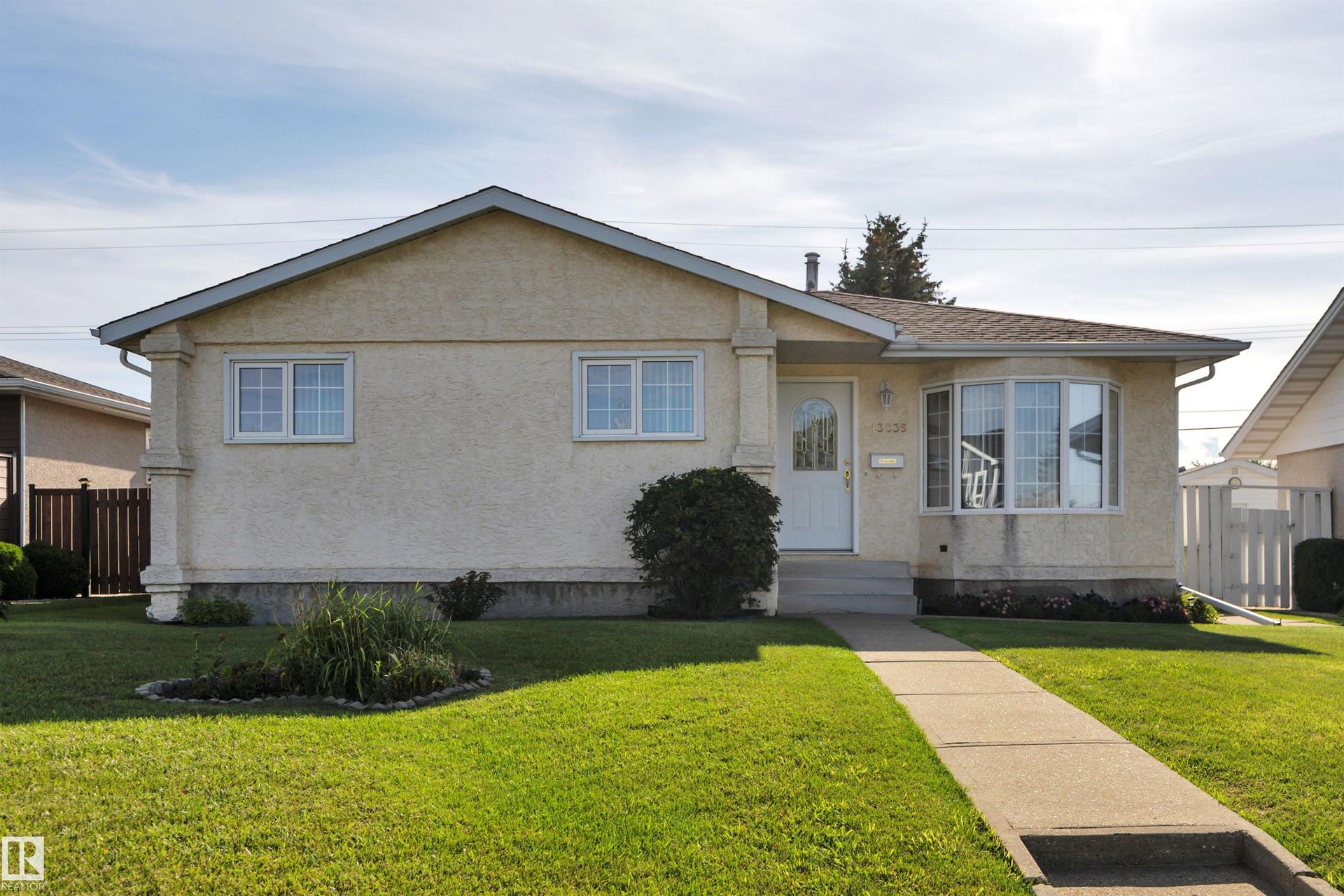 13235 94 Street NW, Glengarry, Edmonton by The Esposito Team 13235 94 Street NW, Glengarry, Edmonton