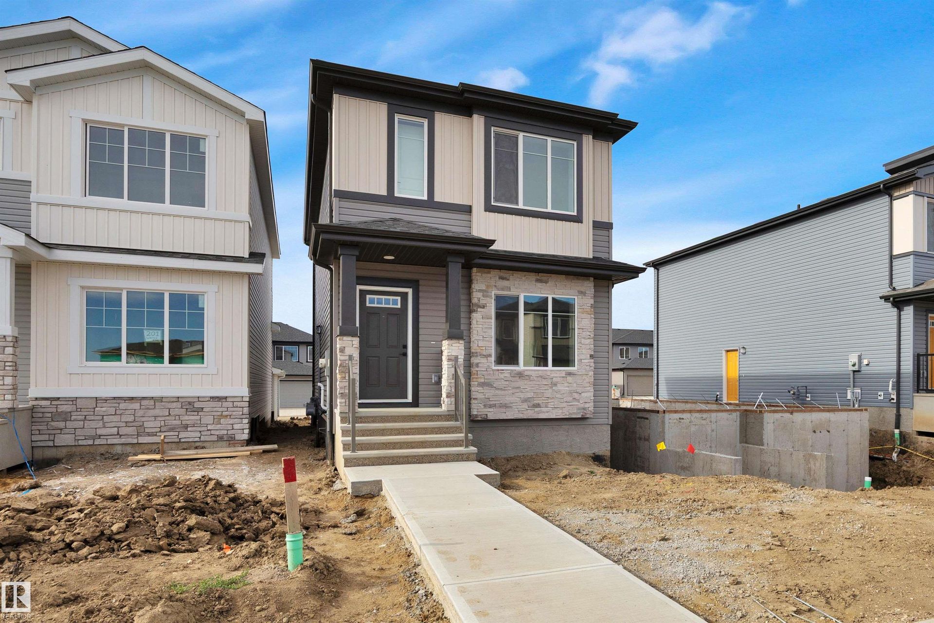 203 Wattle Road, Woodbend, Leduc by The Esposito Team 203 Wattle Road, Woodbend, Leduc