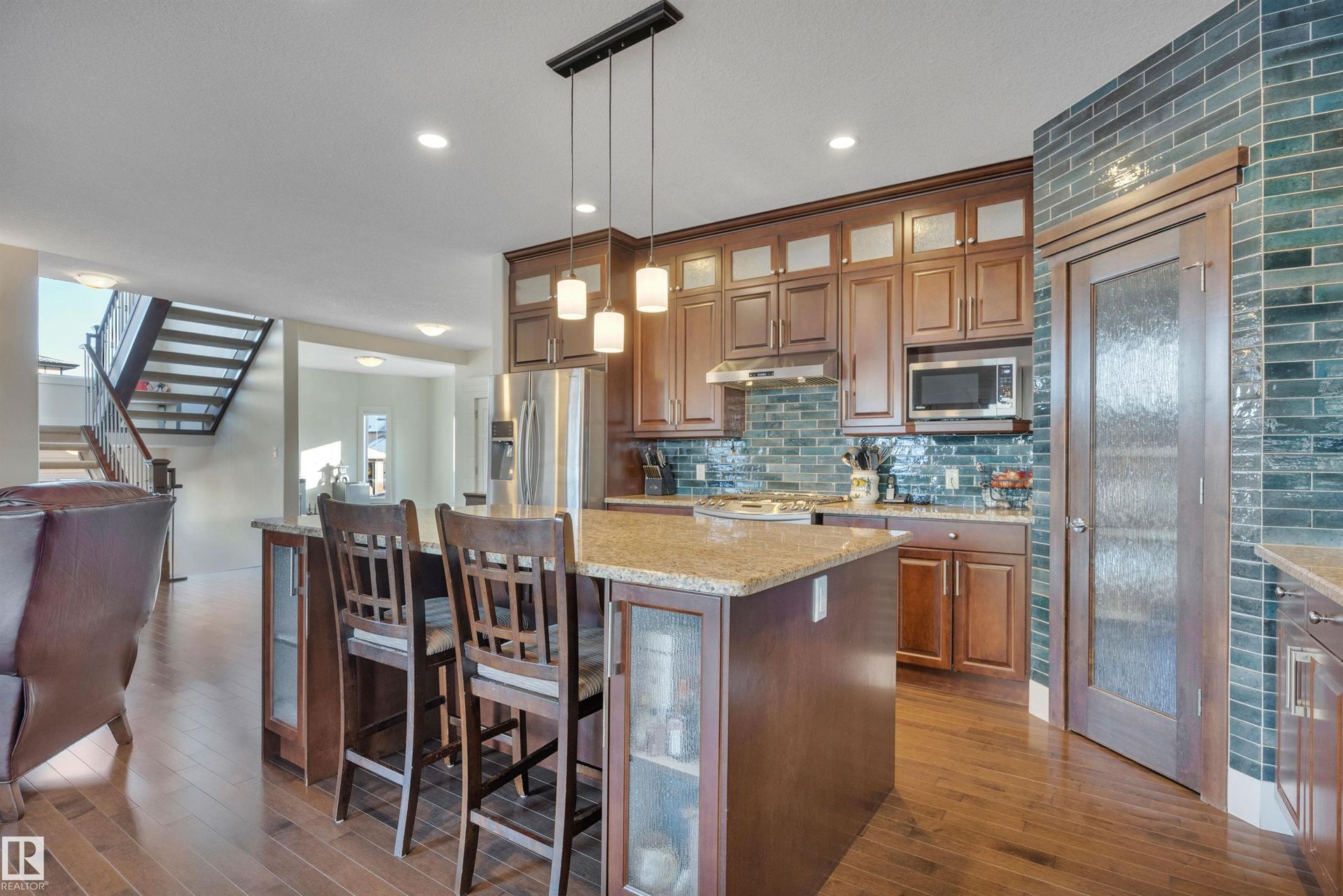 102 Lakewood Close, Beaumont Lakes, Beaumont