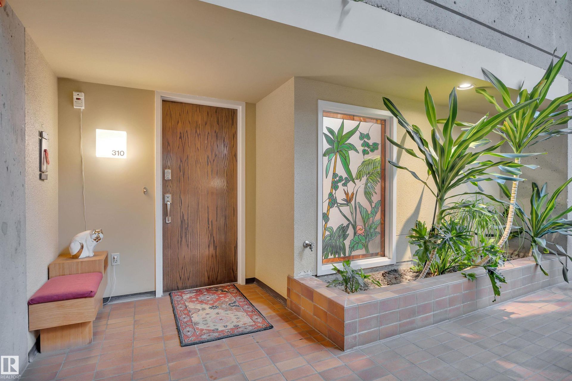 310 - 11220 99 Avenue NW, Wîhkwêntôwin, Edmonton