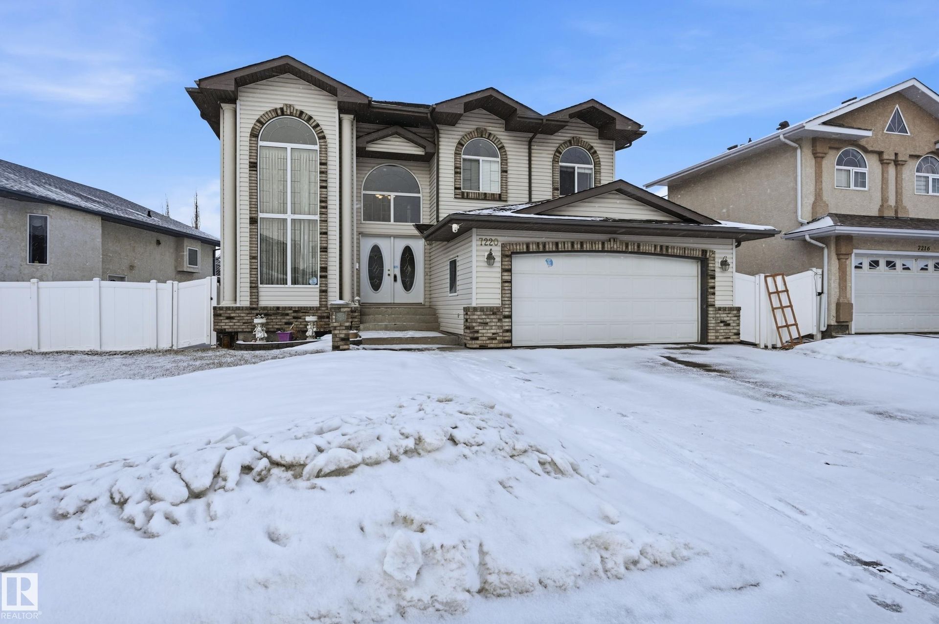 7220 161 Avenue NW, Ozerna, Edmonton