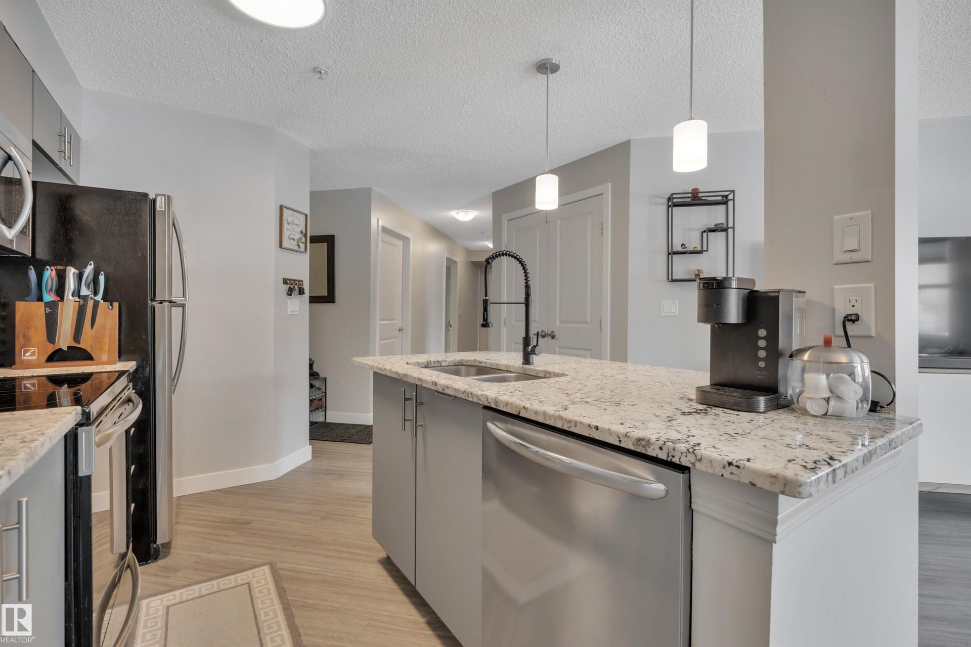 110 - 11453 Ellerslie Road SW, Rutherford, Edmonton