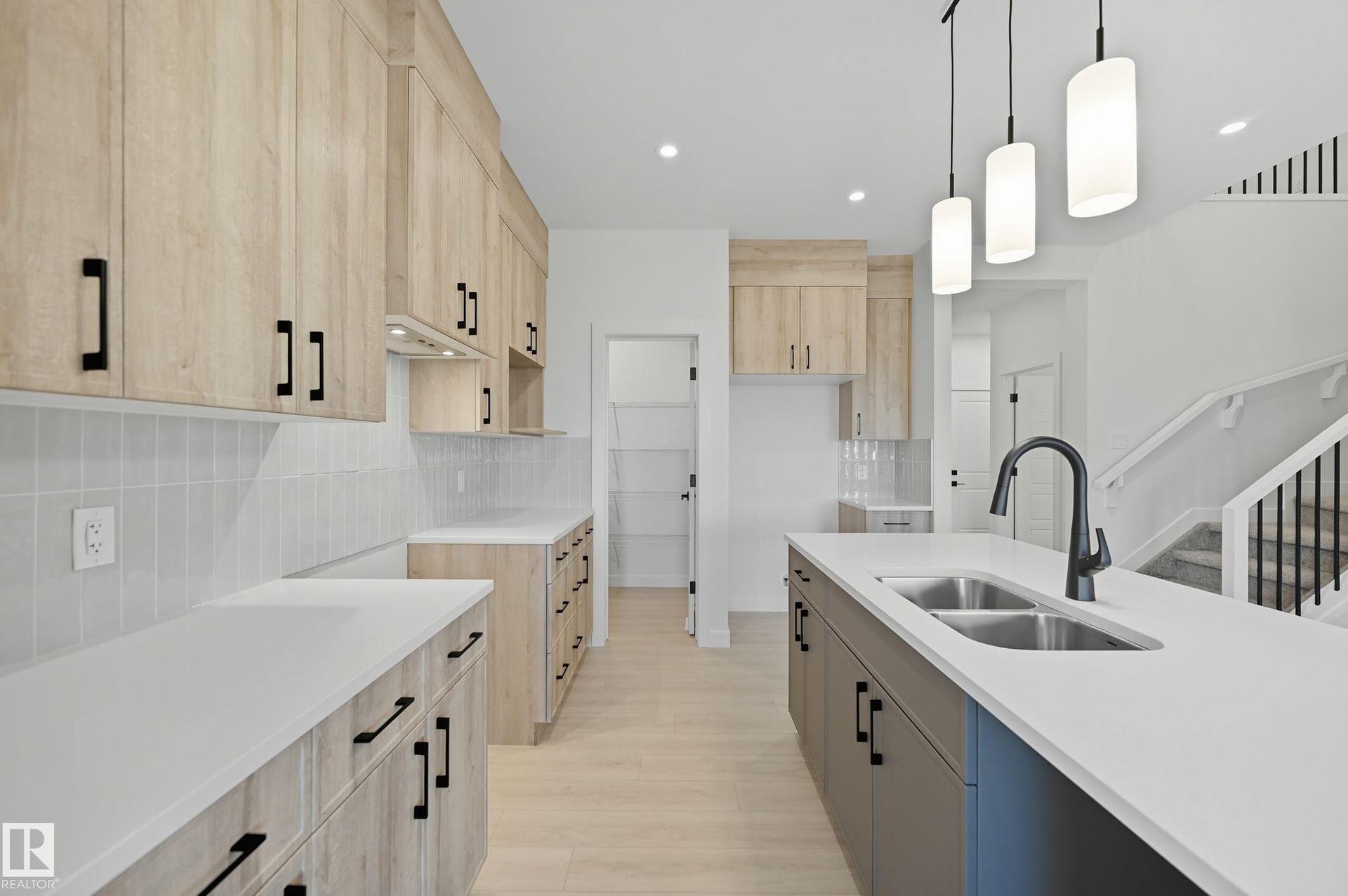 8909 223a Street NW, Rosenthal, Edmonton