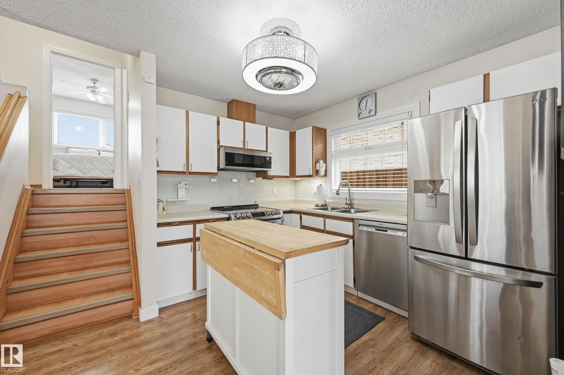 8305 157 Avenue NW, Belle Rive, Edmonton