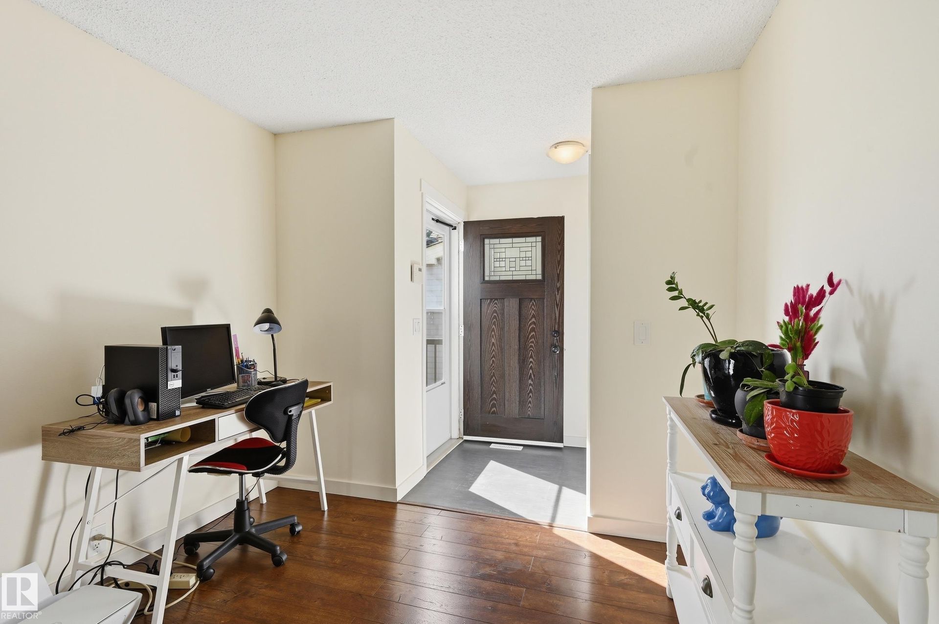 18424 96a Avenue NW, La Perle, Edmonton