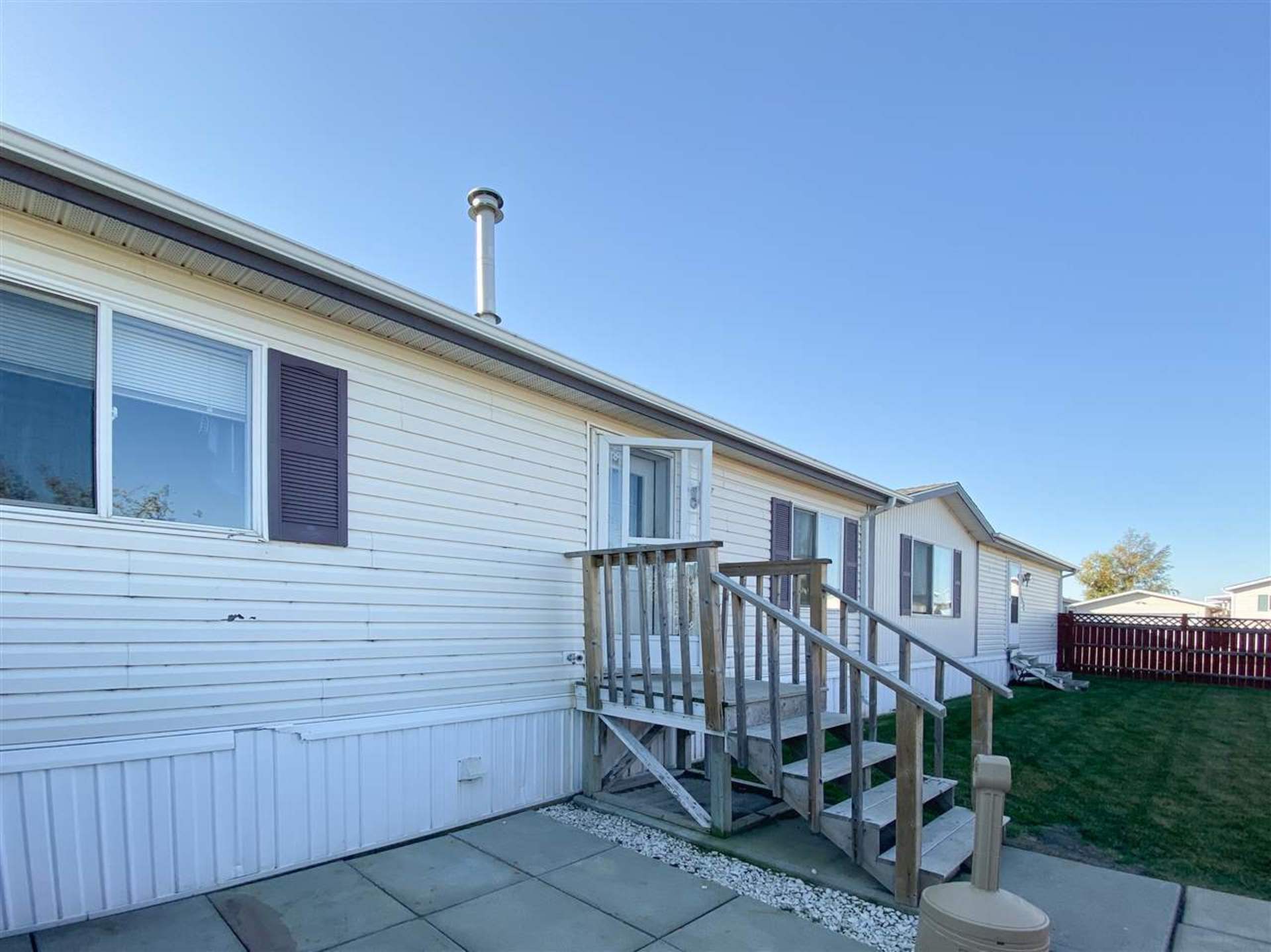 3338 Lakeview Road, Westview Village, Edmonton (E4177392)