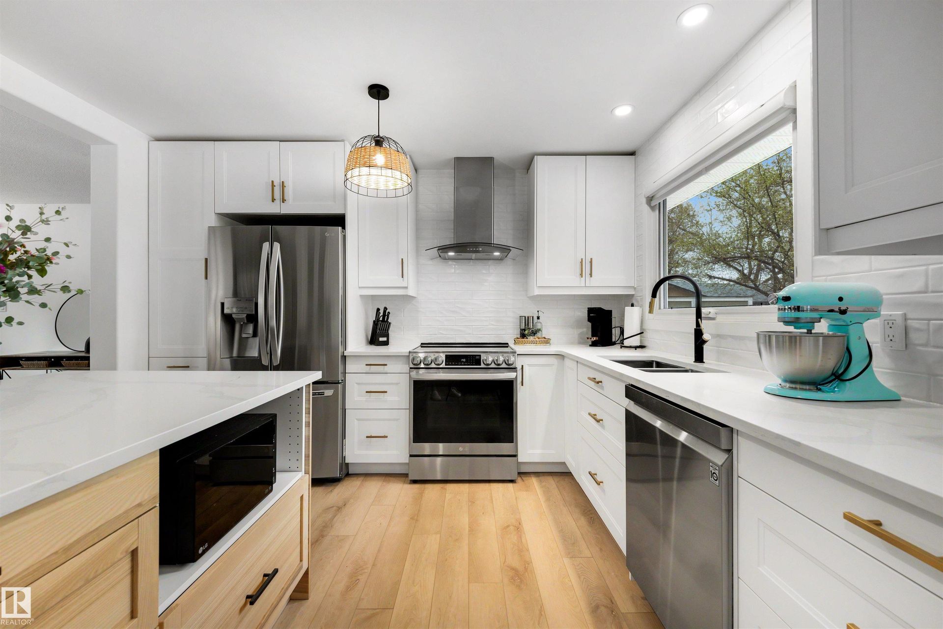9 Hummingbird Road, Brentwood, Sherwood Park
