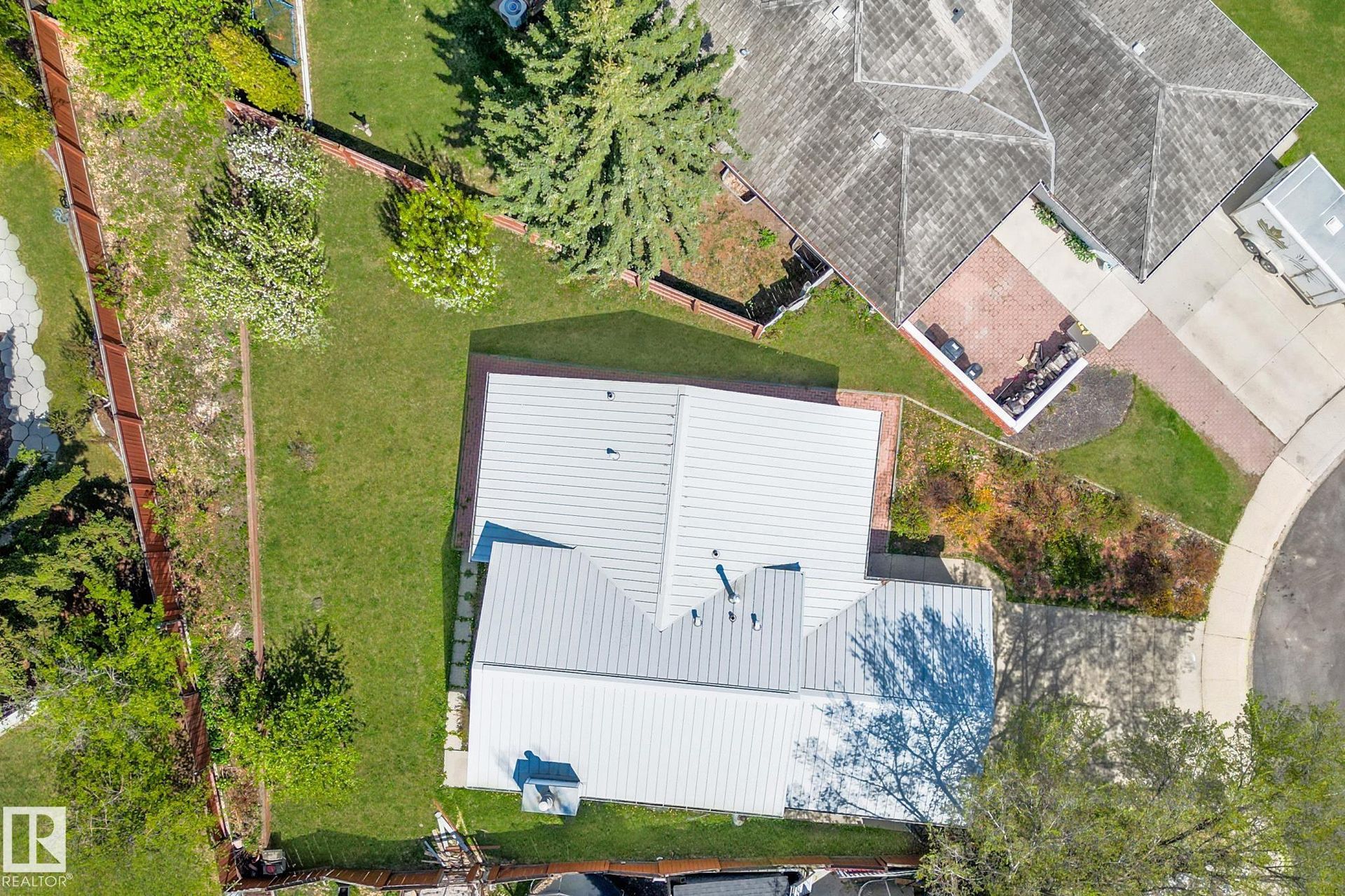 17946 57 Avenue NW, Dechene, Edmonton