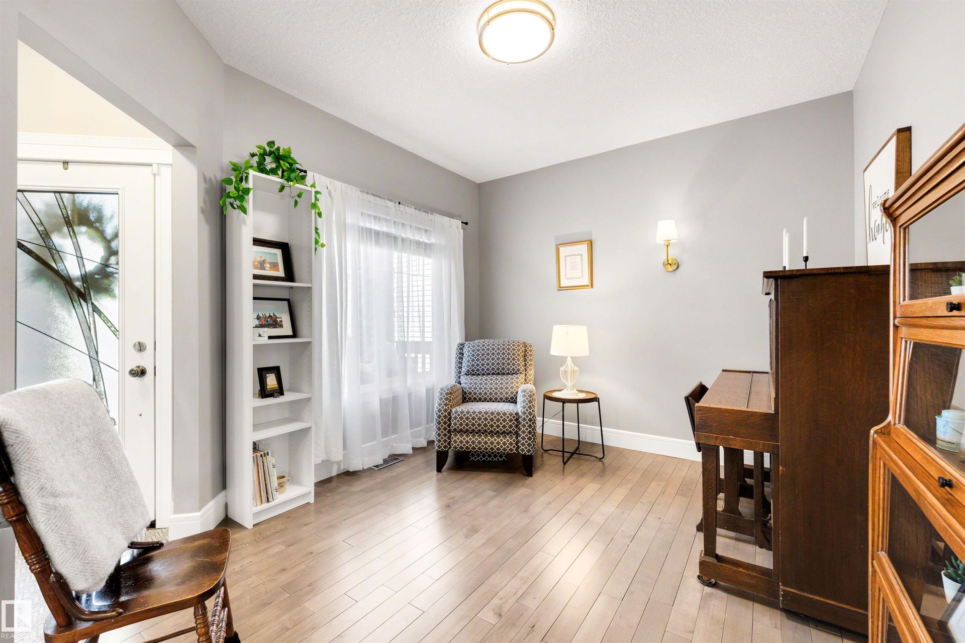 10107 93 Street, Morinville