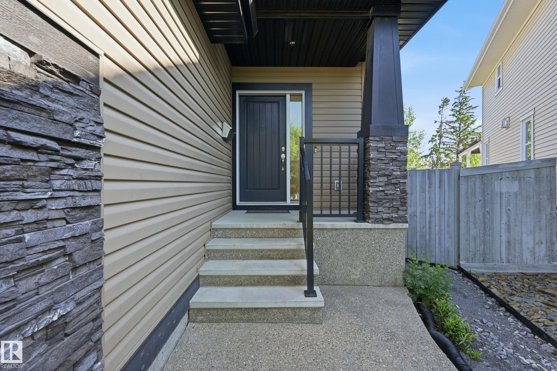 629 Ortona Way NW, Griesbach, Edmonton