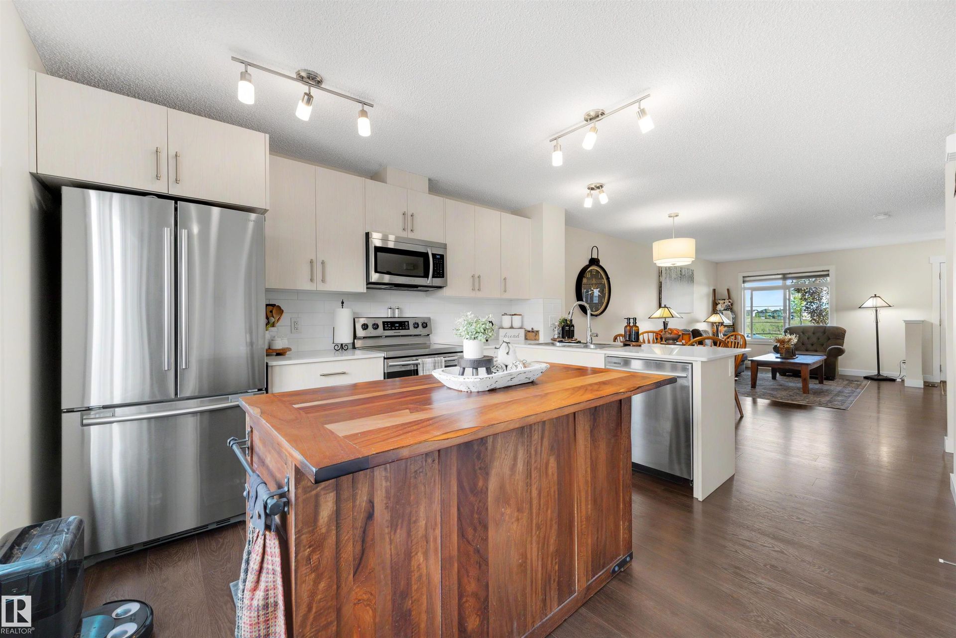 354 Crystallina Nera Drive NW, Crystallina Nera West, Edmonton