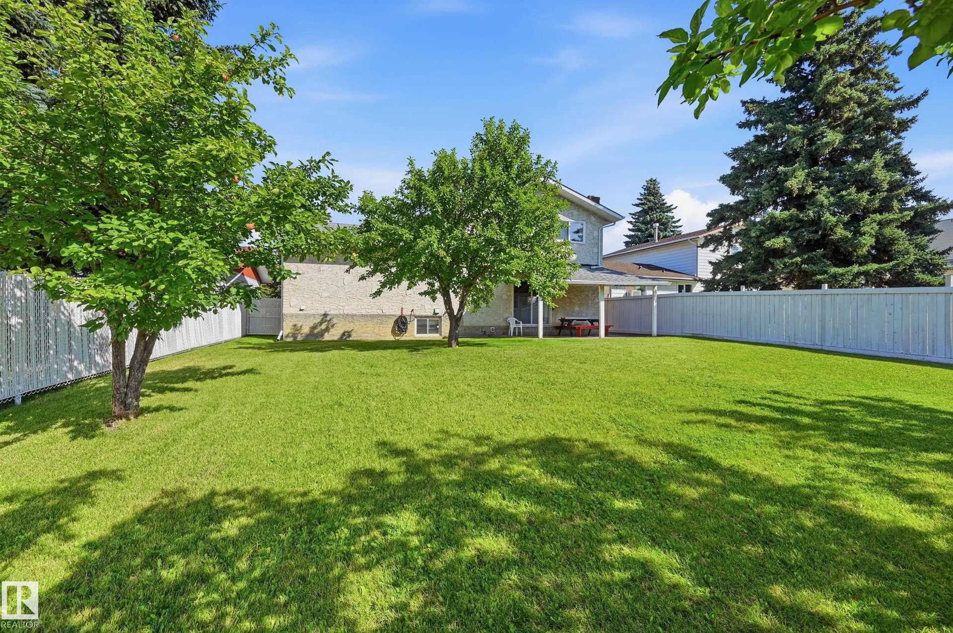 8119 24 Avenue NW, Meyonohk, Edmonton
