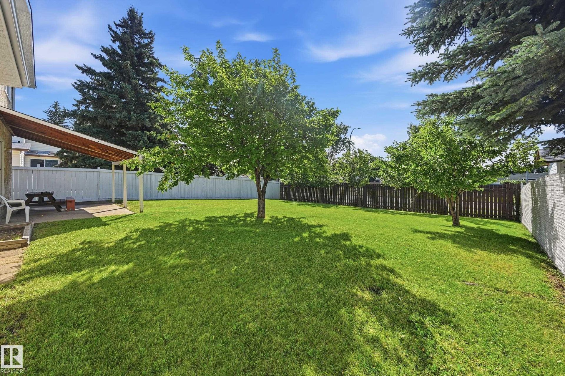 8119 24 Avenue NW, Meyonohk, Edmonton