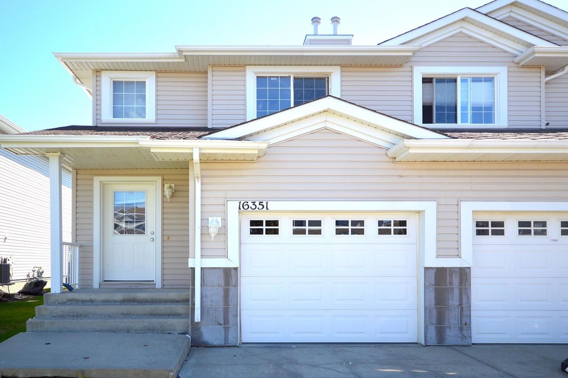 16351 56 Street, Hollick-Kenyon, Edmonton by The Esposito Team 16351 56 Street, Hollick-Kenyon, Edmonton