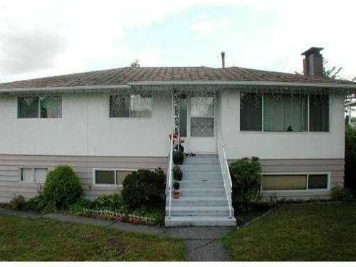 1 at 6770 Canada Way, Burnaby Lake, Burnaby South