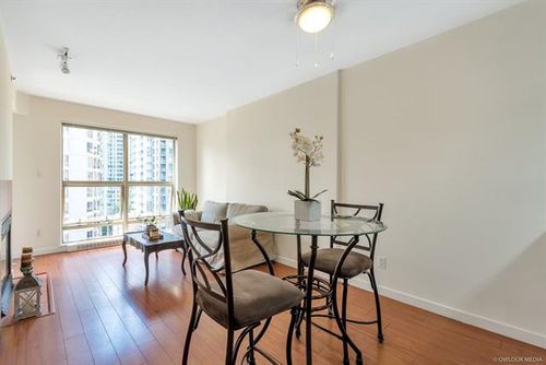 5 at 806 - 819 Hamilton, Downtown VW, Vancouver West