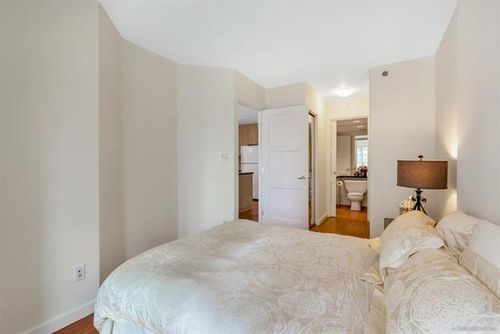 8 at 806 - 819 Hamilton, Downtown VW, Vancouver West