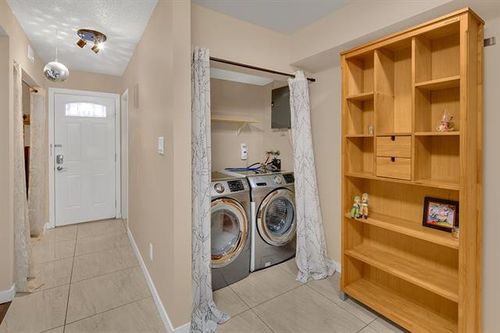 11 at 7395 Capistrano Drive, Montecito, Burnaby North