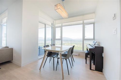 4 at 4908 - 4670 Assembly Way, Metrotown, Burnaby South