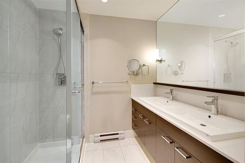 11 at 39 - 6088 Beresford Street, Metrotown, Burnaby South