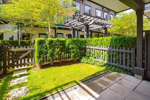 19 at 39 - 6088 Beresford Street, Metrotown, Burnaby South