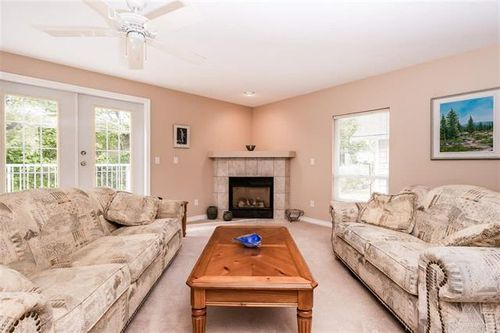 2 at 6761 Kitchener, Sperling-Duthie, Burnaby North