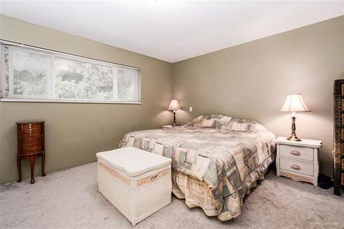 8 at 6761 Kitchener, Sperling-Duthie, Burnaby North