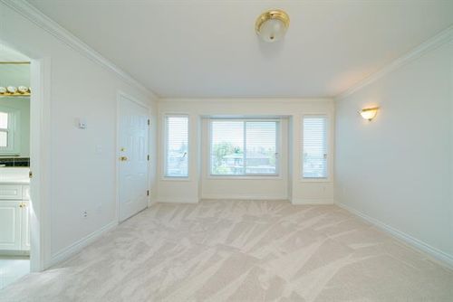 18 at 6439 Brantford, Upper Deer Lake, Burnaby South