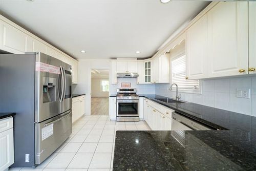 9 at 6439 Brantford, Upper Deer Lake, Burnaby South