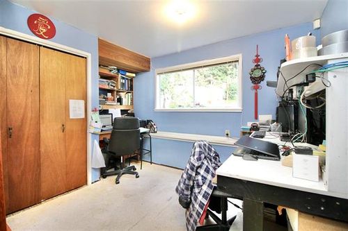 16 at 6589 Parkdale Drive, Parkcrest, Burnaby North