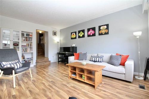 3 at 6589 Parkdale Drive, Parkcrest, Burnaby North