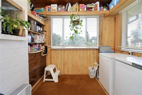 5 at 6589 Parkdale Drive, Parkcrest, Burnaby North
