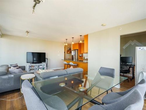 8 at 1407 - 7328 Arcola Street, Highgate, Burnaby South