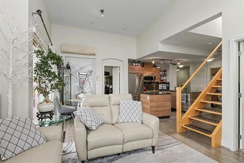 4 at 401 - 6688 120 Street, West Newton, Surrey
