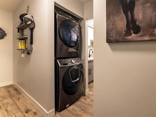 10 at 104 - 2275 W 40th Avenue, Kerrisdale, Vancouver West
