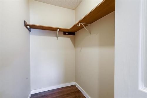 11 at 1363 E 61st Avenue, South Vancouver, Vancouver East
