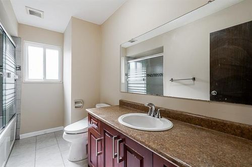 13 at 1363 E 61st Avenue, South Vancouver, Vancouver East