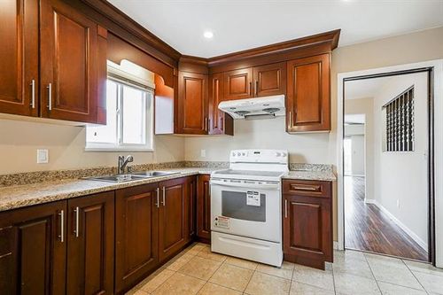 6 at 1363 E 61st Avenue, South Vancouver, Vancouver East