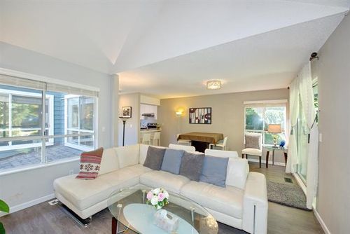 10 at 3 - 9000 Ash Grove Crescent, Forest Hills BN, Burnaby North